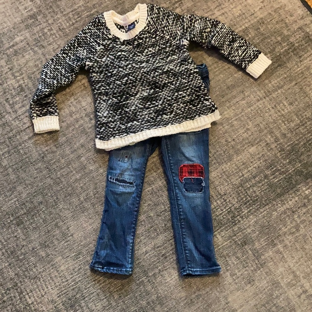 Gap sweater and jeans size 3 outfit - Picture 1 of 11